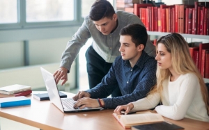 Transform Your Business Reports with Pro Writers Transform Your Business Reports with Pro Writers